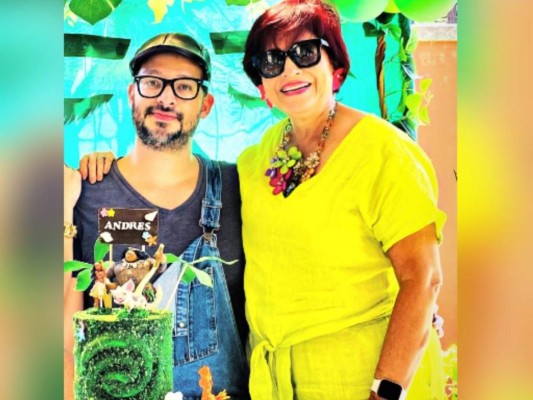 'No termina de enfriarse y ya hay quienes deshonran su memoria': Hijo de Carolina Echeverría