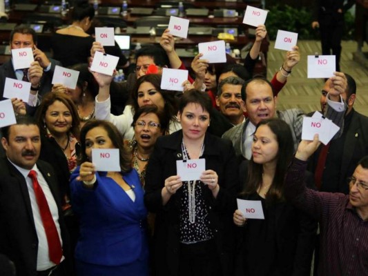 Bancada de Libre no dará respaldo a Ley de Inversiones