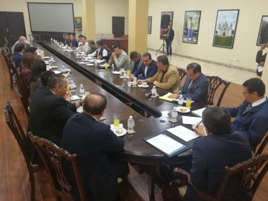 El gobierno y la oposición se sentarán con misión de la Organización de la Naciones Unidas