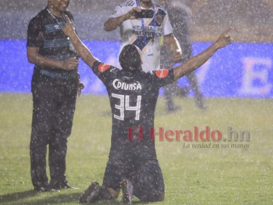 FOTOS: La celebración de Motagua tras conquistar la copa 17 ante Olimpia