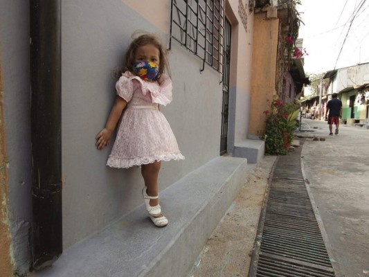 Dudas sobre desconfinamiento aumentan ante una pandemia que no da tregua