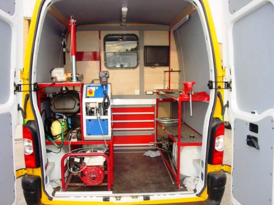 Infop instala talleres mecánicos móviles