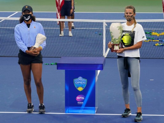 Djokovic conquista título de Masters mientras que Osaka se retira