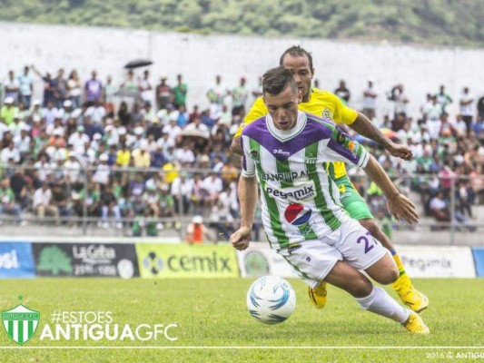 Antigua arranca como líder en el reinicio del fútbol de Guatemala