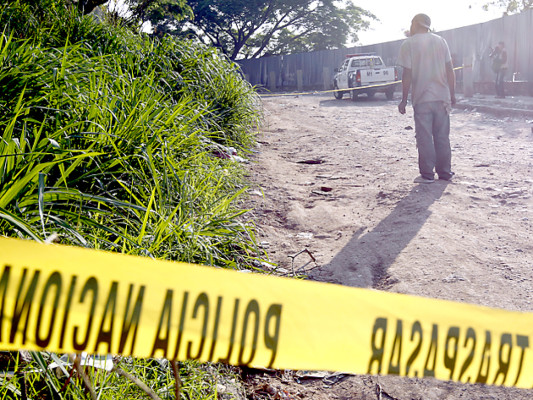 Envuelto en sábanas encuentran cadáver en Tiloarque