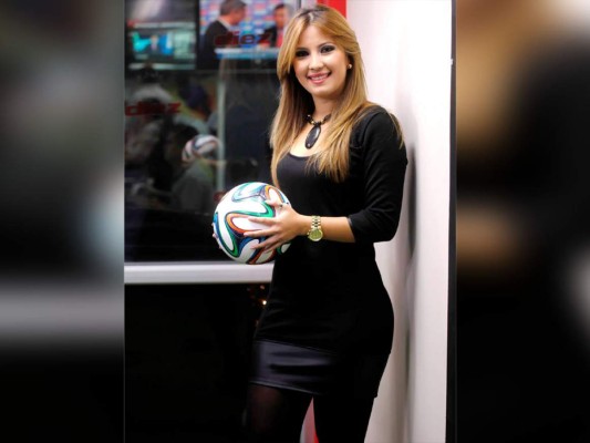 Periodistas hondureñas versus mexicanas, el otro duelo de la hexagonal