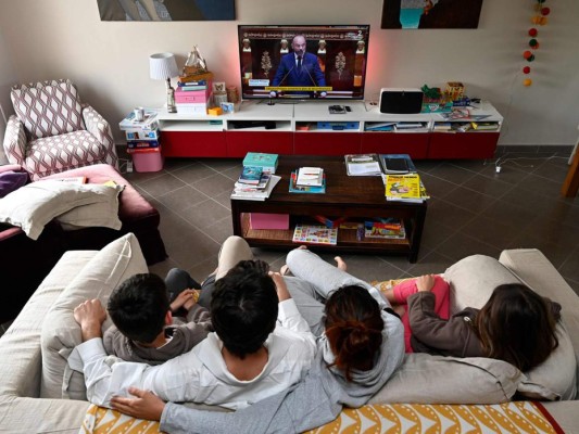 España y Francia revelan sus planes de acción para salir de confinamiento