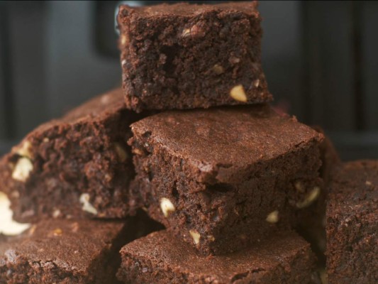 Prepara brownies con solo tres ingredientes