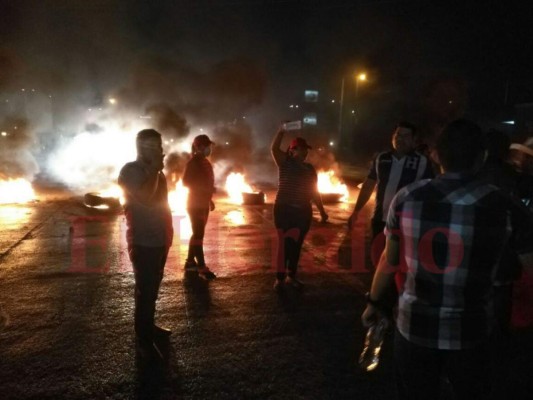 Simpatizantes de Nasralla continúan caos durante manifestaciones