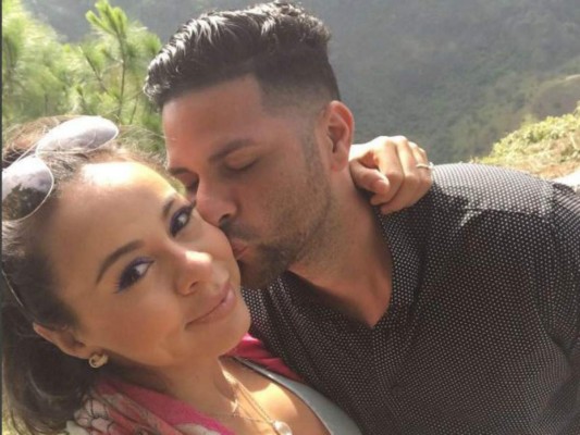 Lipstickfables revela dónde será su boda en Honduras