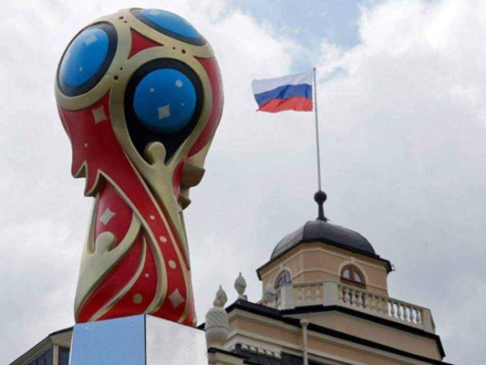 Trabajadores de las obras del Mundial sepultan a una mujer rusa en su hogar