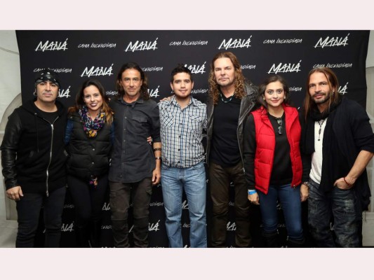 Hondureños cantan al ritmo de Maná