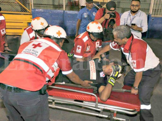 Elmer López: 'Donis Escober estará de dos a tres semanas fuera'