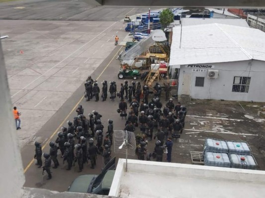 Militarizado Toncontín tras retención de José Manuel Zelaya Rosales