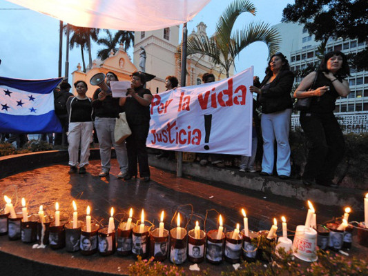 Vigilia por el esclarecimiento de los crímenes de periodistas