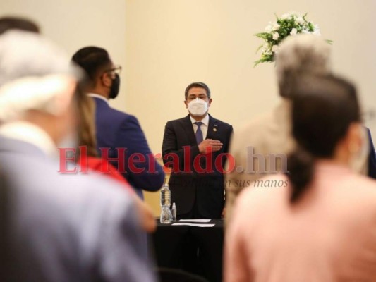 'Yo sí creo que me lo merezco': periodista Mario Ramírez recibe el 'Álvaro Contreras'