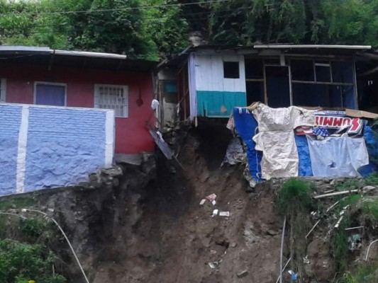 Evacuados, desbordamientos e incomunicados por lluvias en Honduras&nbsp;&nbsp;&nbsp;