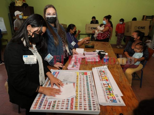 Habitantes de Cantarranas salen a votar para mantener el legado de 'Paquito' Gaitán