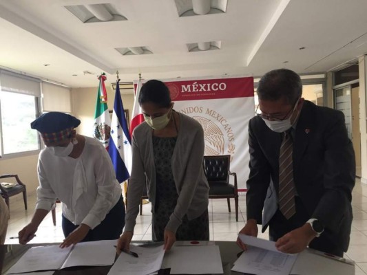 México y Japón entregan importante donativo para el hospital El Tórax