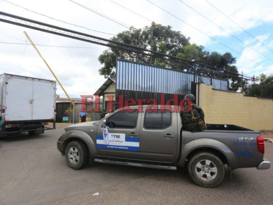 Comienzan a llegar maletas electorales a las bodegas del Tribunal Supremo Electoral