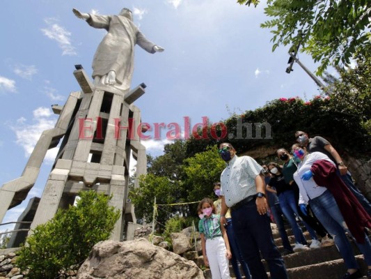 Familias enteras disfrutan la belleza natural de El Picacho (FOTOS)