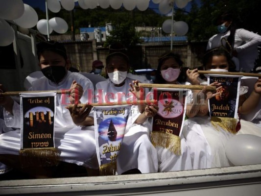 En Día de la Biblia: capitalinos manifiestan su fe ante adversidad por covid-19