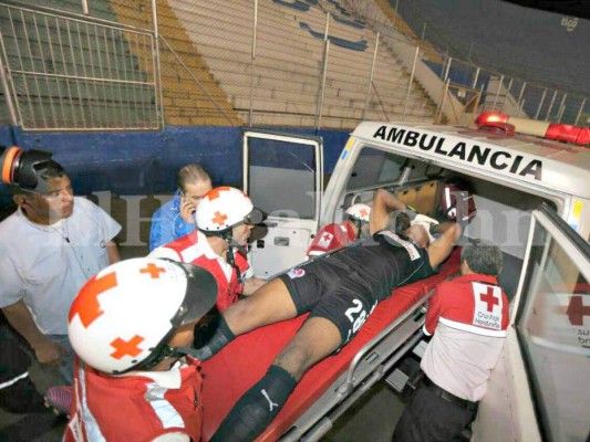 Elmer López: 'Donis Escober estará de dos a tres semanas fuera'