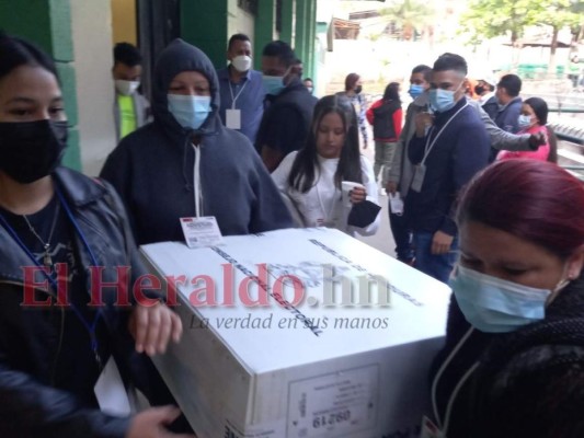 Previo al banderillazo: Así es el ambiente electoral que ya se vive en la capital (FOTOS)