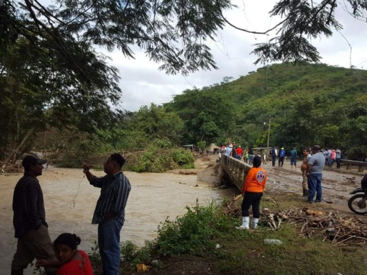 Honduras: Sin paso zonas de El Paraíso y Olancho