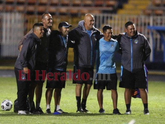 Comunicaciones realiza reconocimiento de cancha previo a la final de la Concacaf contra Motagua (Fotos)   