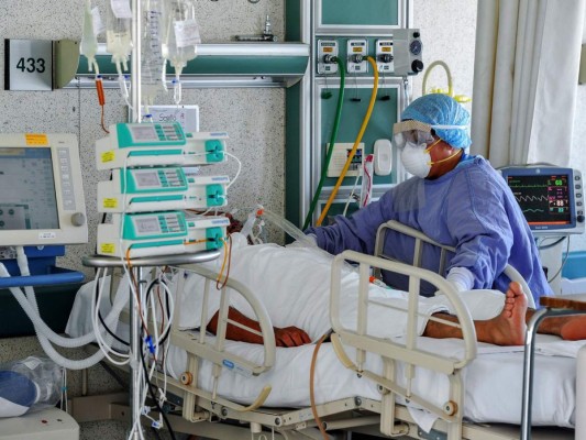 Coronavirus podría viajar hasta 4 metros, según estudio en Wuhan