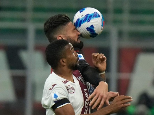 Milan supera a Torino y toma ventaja de 3 puntos en la cima