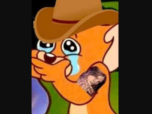 Los memes que desató el compromiso de Christian Nodal y Belinda