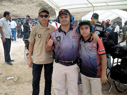 Yuri Sabas: 'Mi arma preferida es la honradez”