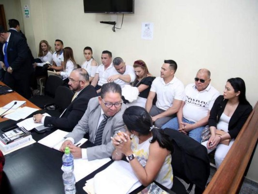 Jueces deniegan cambio de medidas a sobrina de los Valle &nbsp;&nbsp;