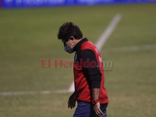 Héctor Vargas a Edwin Solano: 'Se quedó esperando a que lo llamara Saprissa'