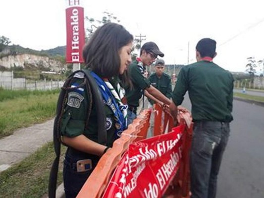 Scouts de Honduras brindan su apoyo en la Séptima Vuelta Ciclística de EL HERALDO