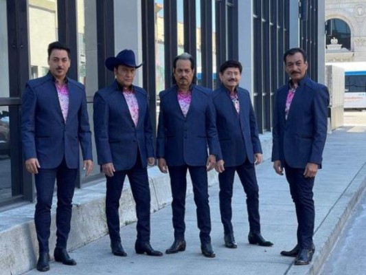 La triste despedida que hicieron Los Tigres del Norte a un primo y hermano que falleció&nbsp;&nbsp;