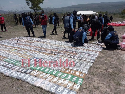 Incineran 2,392 kilos de clorhidrato de cocaína decomisados en Honduras &nbsp;&nbsp;
