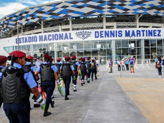 Nicaragua tiene nuevo estadio de béisbol tras casi 70 años