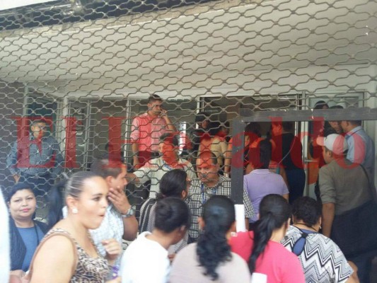 Honduras: Empieza la entrega de sobres blancos a personal de la DEI a nivel nacional