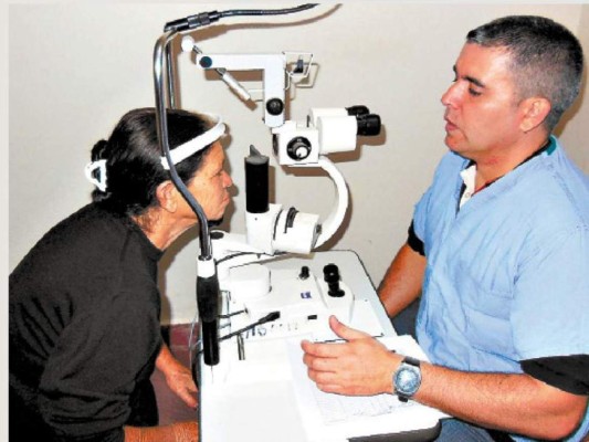 Médicos cubanos continúan ayuda en zona centro