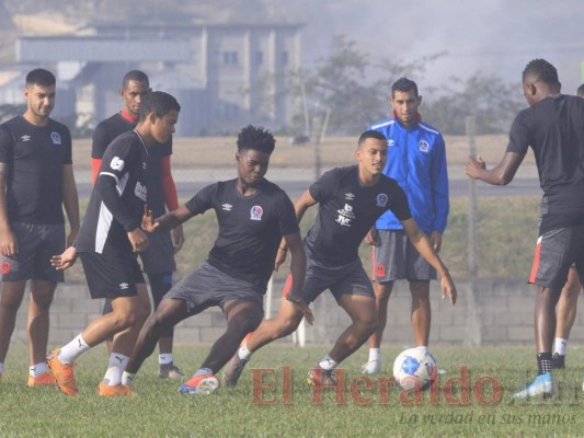 Troglio contesta a Diego Vazquez: 'Los formatos no son para nadie”