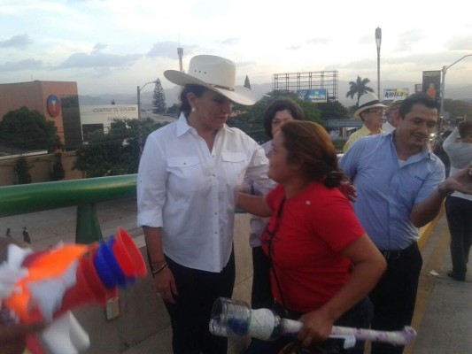 Marcha de las antorchas a Casa Presidencial