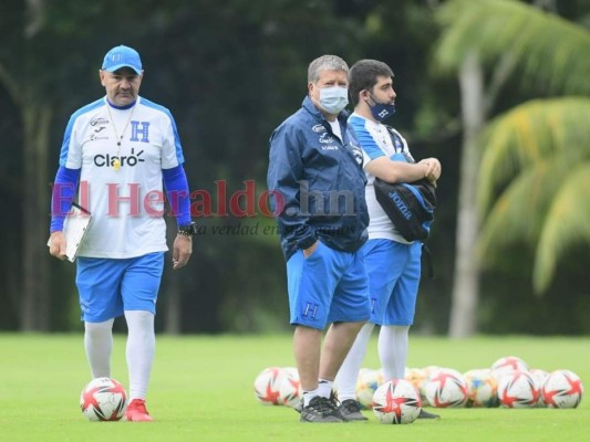 Honduras entrenó este lunes con la mira puesta en Panamá (Fotos)