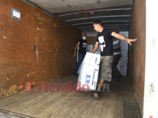 Bajo completa normalidad llegaron 3,345 maletas electorales a Cortés (Fotos)