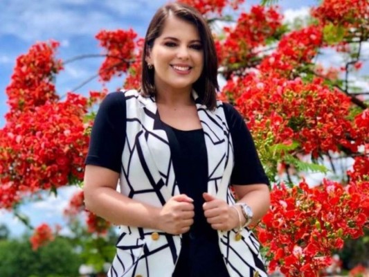 Los mejores looks de las presentadoras hondureñas en 2021