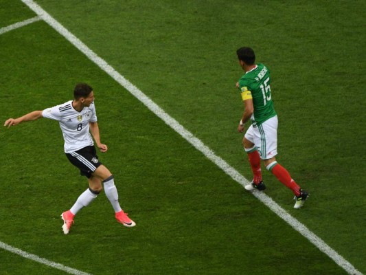 Alemania aplastó 4-1 a México y enfrentará a Chile el domingo en la final de la Copa Confederaciones