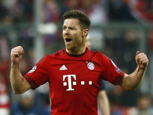 Xabi Alonso sigue con Real Sociedad; no va a Mönchengladbach