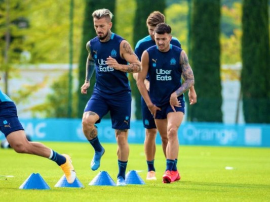 Posponen partido inaugural de la Ligue 1 por casos de covid-19 en el Marsella